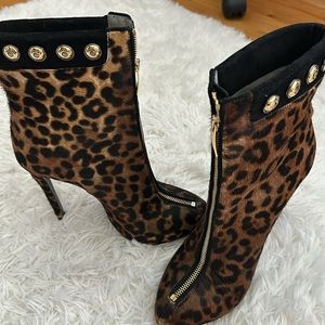 Leopard ankle boot